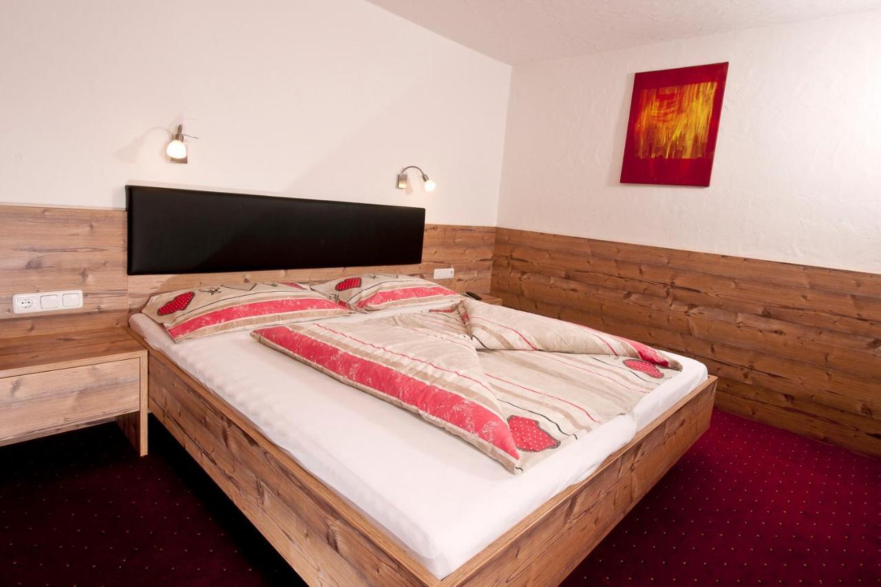 Appartements Wasserfaelle Mayrhofen Exterior foto
